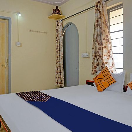 Spot On Hotel Prakash Residency, Near Hanuman Gym Ajmera Colony, Pimpri Ngoại thất bức ảnh