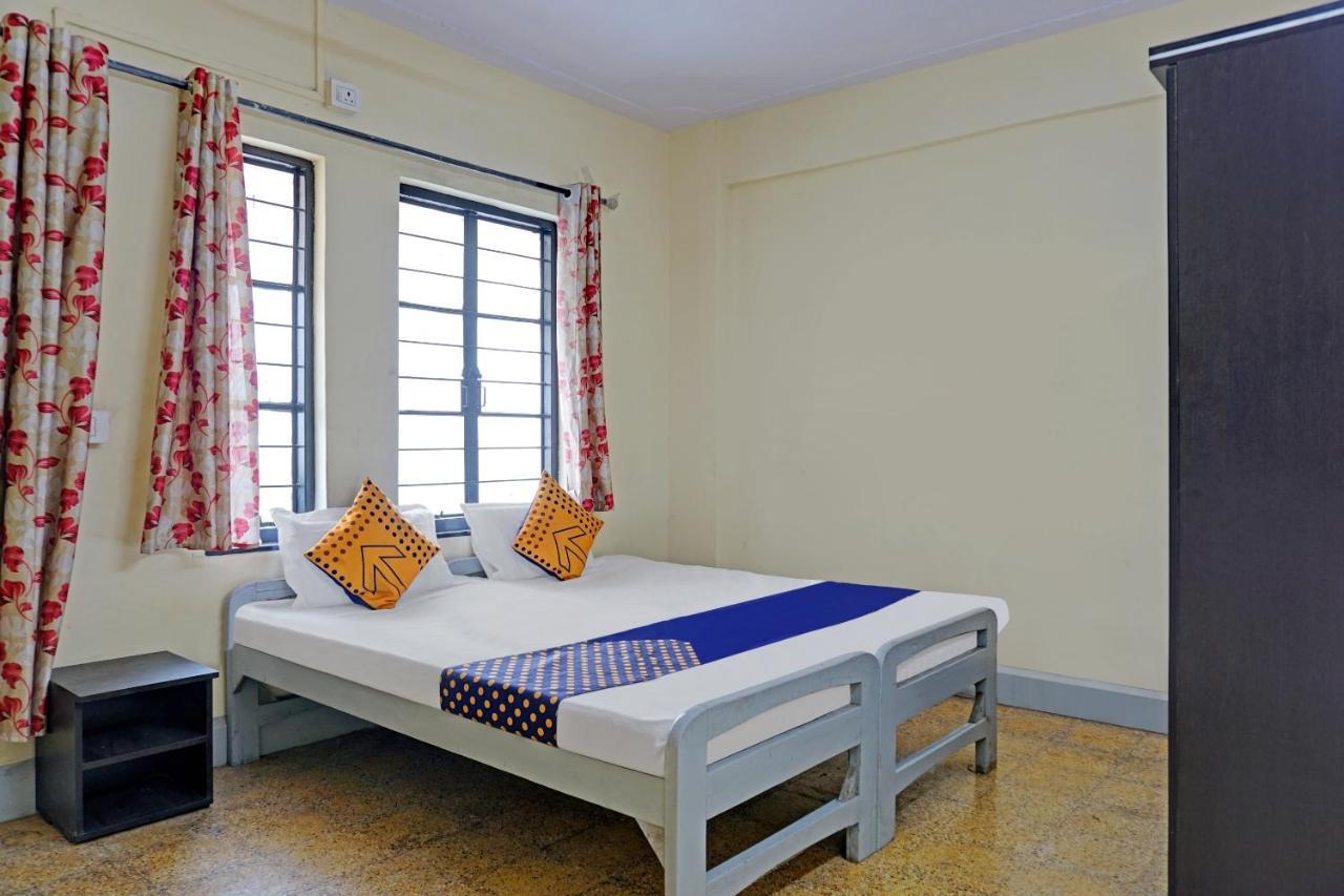 Spot On Hotel Prakash Residency, Near Hanuman Gym Ajmera Colony, Pimpri Ngoại thất bức ảnh