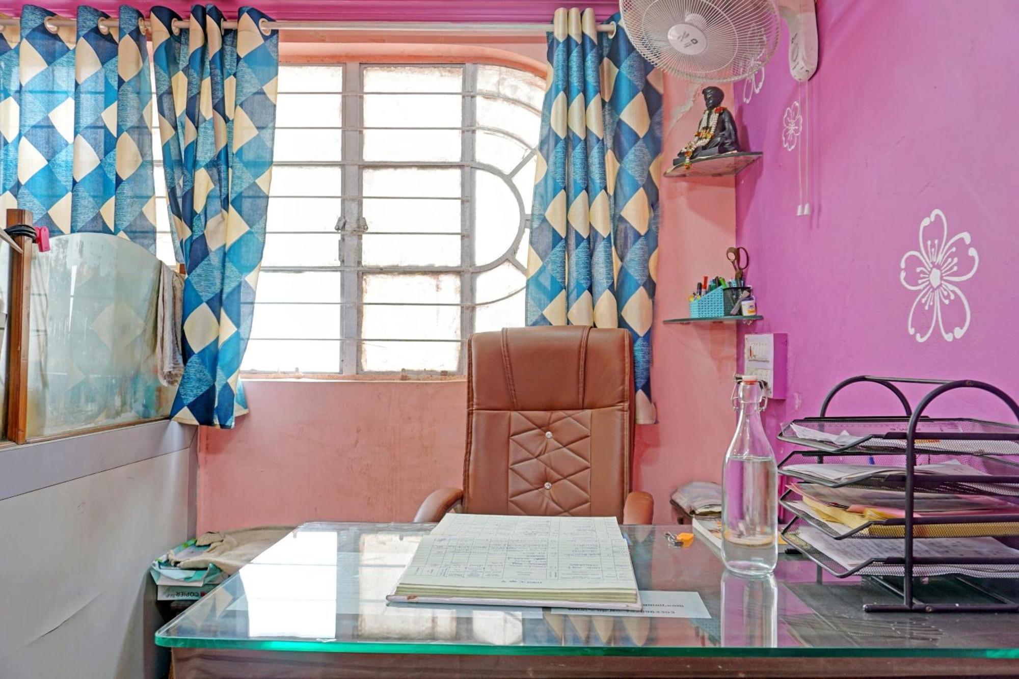 Spot On Hotel Prakash Residency, Near Hanuman Gym Ajmera Colony, Pimpri Ngoại thất bức ảnh