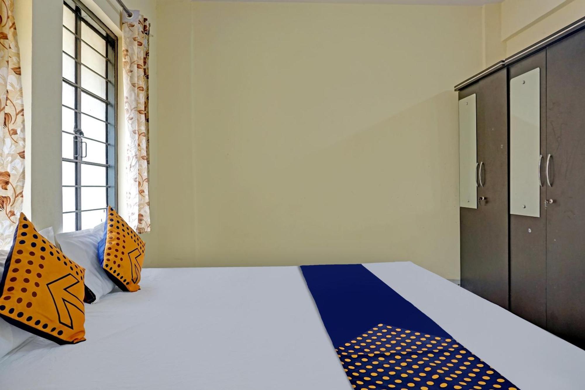 Spot On Hotel Prakash Residency, Near Hanuman Gym Ajmera Colony, Pimpri Ngoại thất bức ảnh